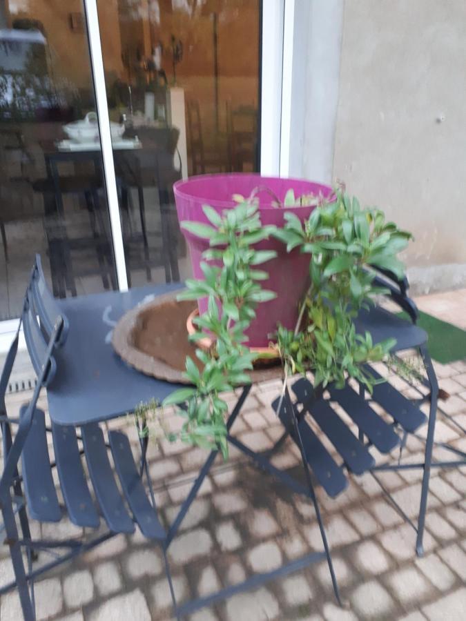 Les Ecureuils Bourguignons Apartment Montchanin Exterior photo